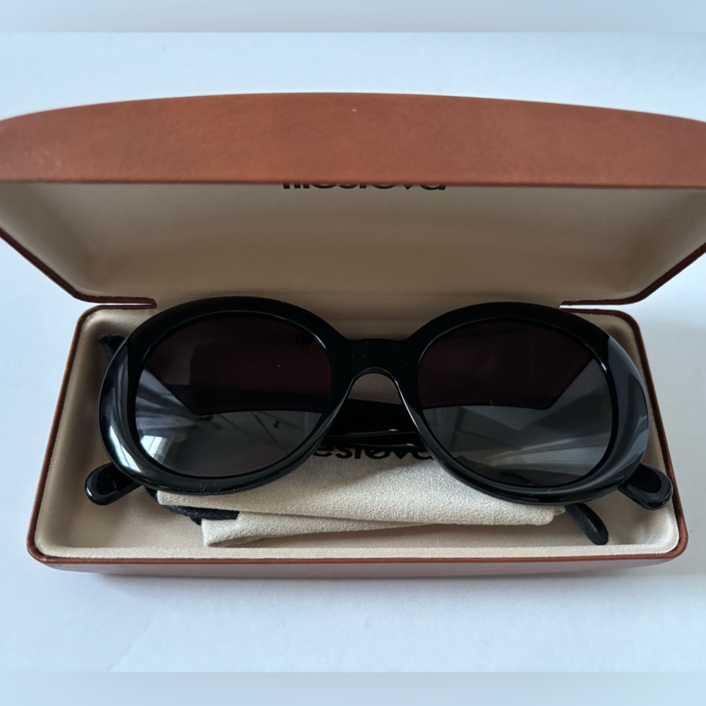 Illesteva Mathilde Sunglasses - Picture 8 of 10